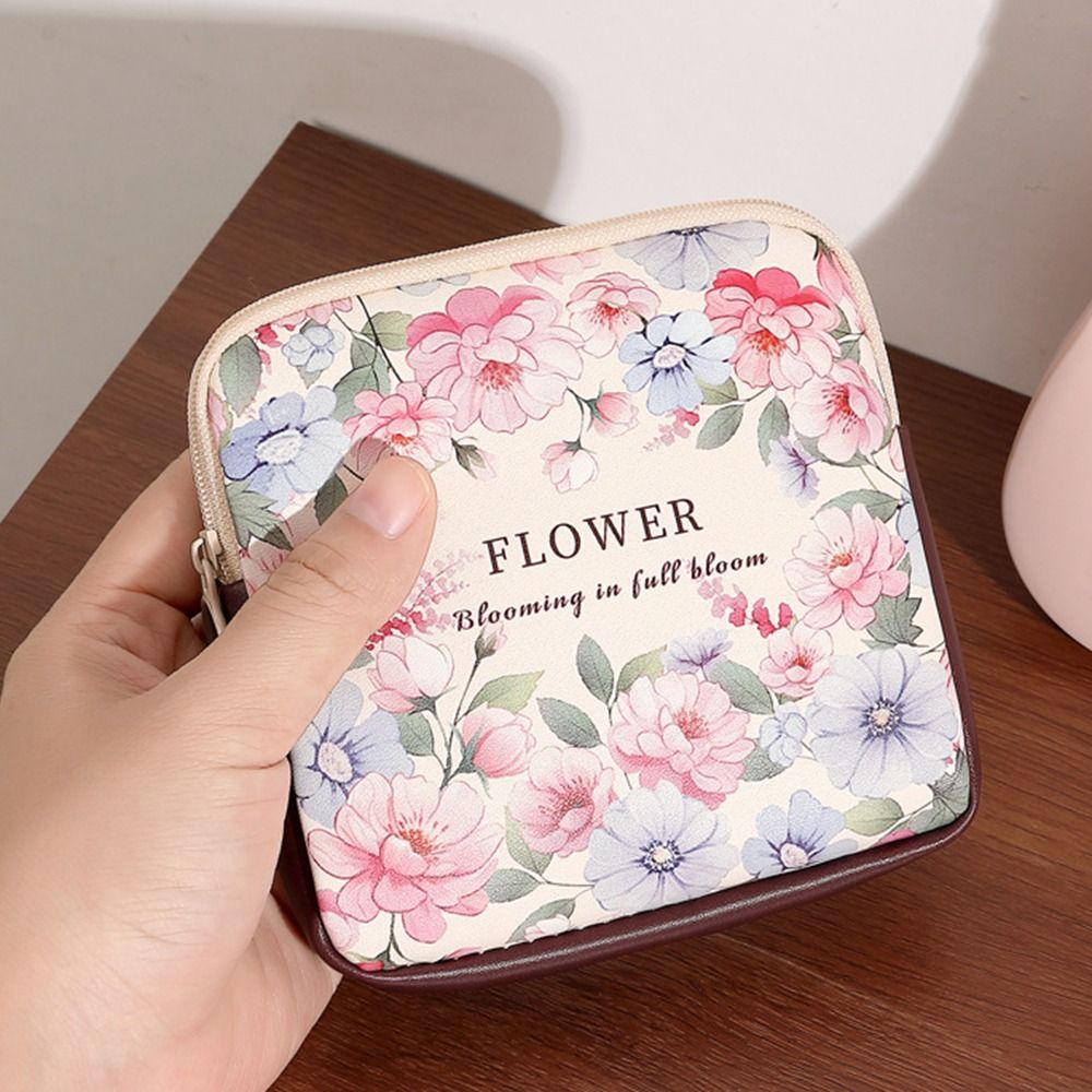 Nuova borsa per assorbenti igi - Cosmetic Bags recensione e prezzo
