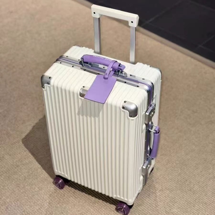 Valigia con telaio in allumini - Aluminum Frame Carry On Luggage recensione e prezzo